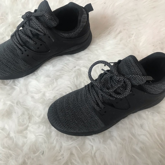 Forever 21 shoes - Picture 3 of 3